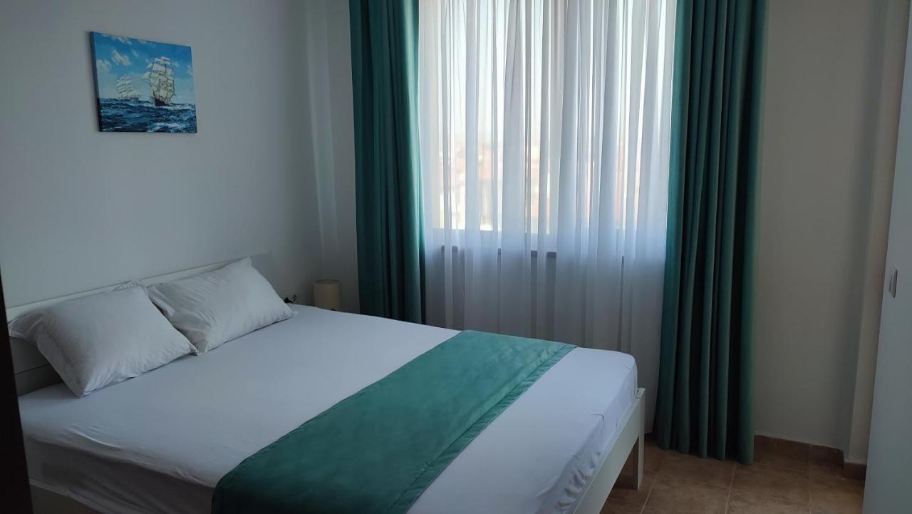 Cozy Apartment With Sea View And Free Parking Pomorie Eksteriør bilde