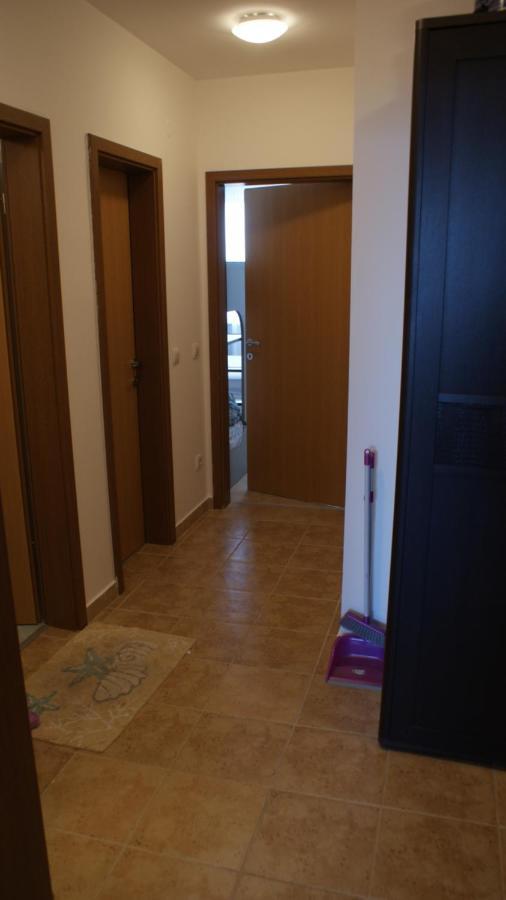 Cozy Apartment With Sea View And Free Parking Pomorie Eksteriør bilde